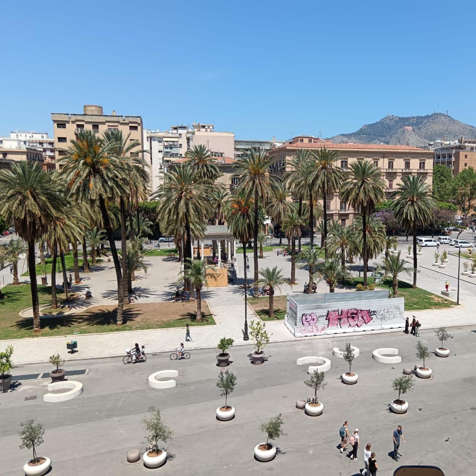 Politeama Suite Palermo Bagian luar foto